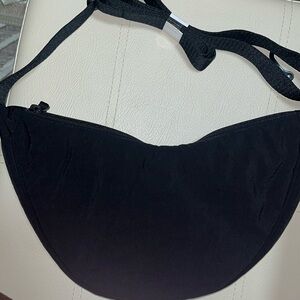 Uniqlo Round Mini Black Shoulder Bag